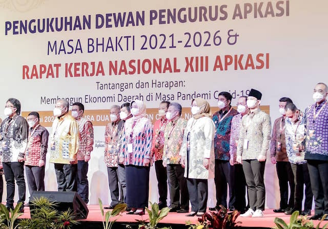 Bupati Jember Hendy Siswanto Dikukuhkan Sebagai Korwil Jawa Timur APKASI 2021-2026
